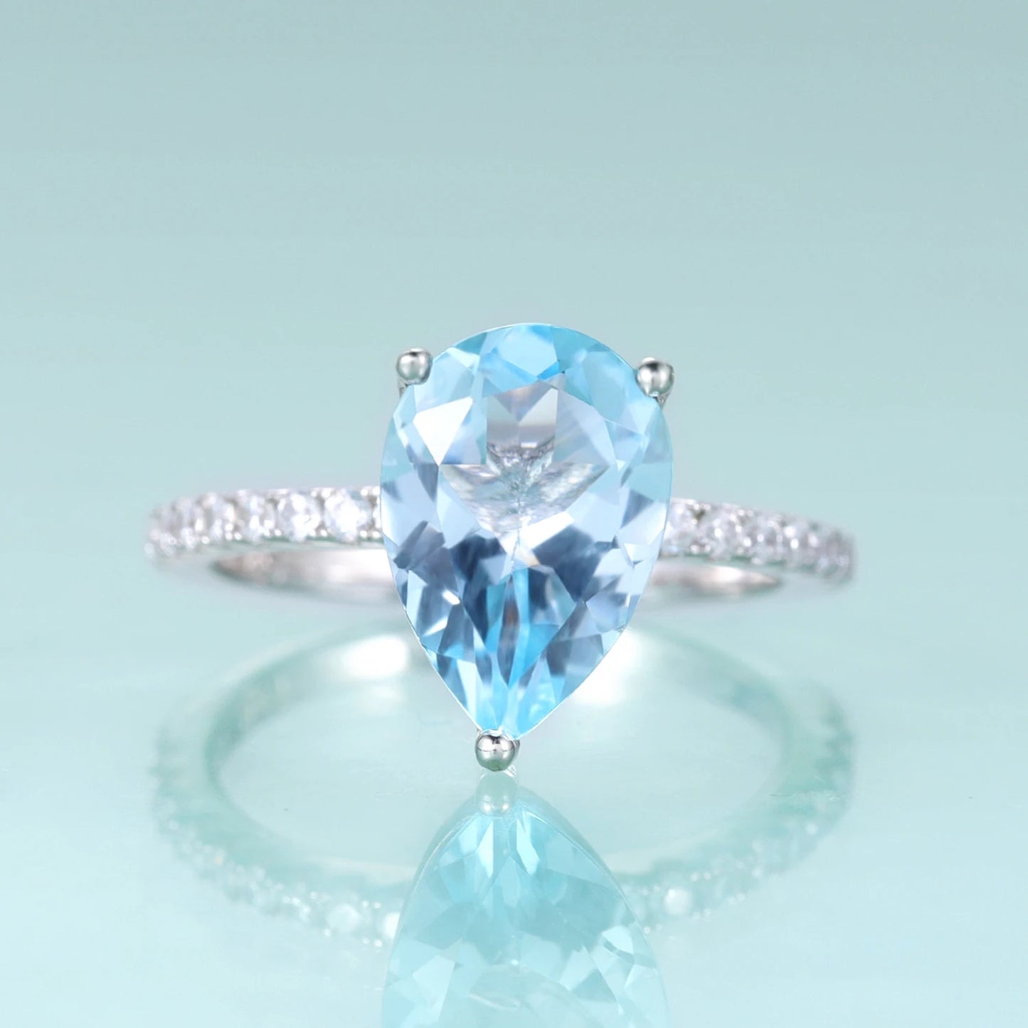 GEM'S BALLET Classic Pear Shape Sky Blue Topaz Engagement Rings 925 Sterling Silver Dainty Promise Ring  September Birthstone